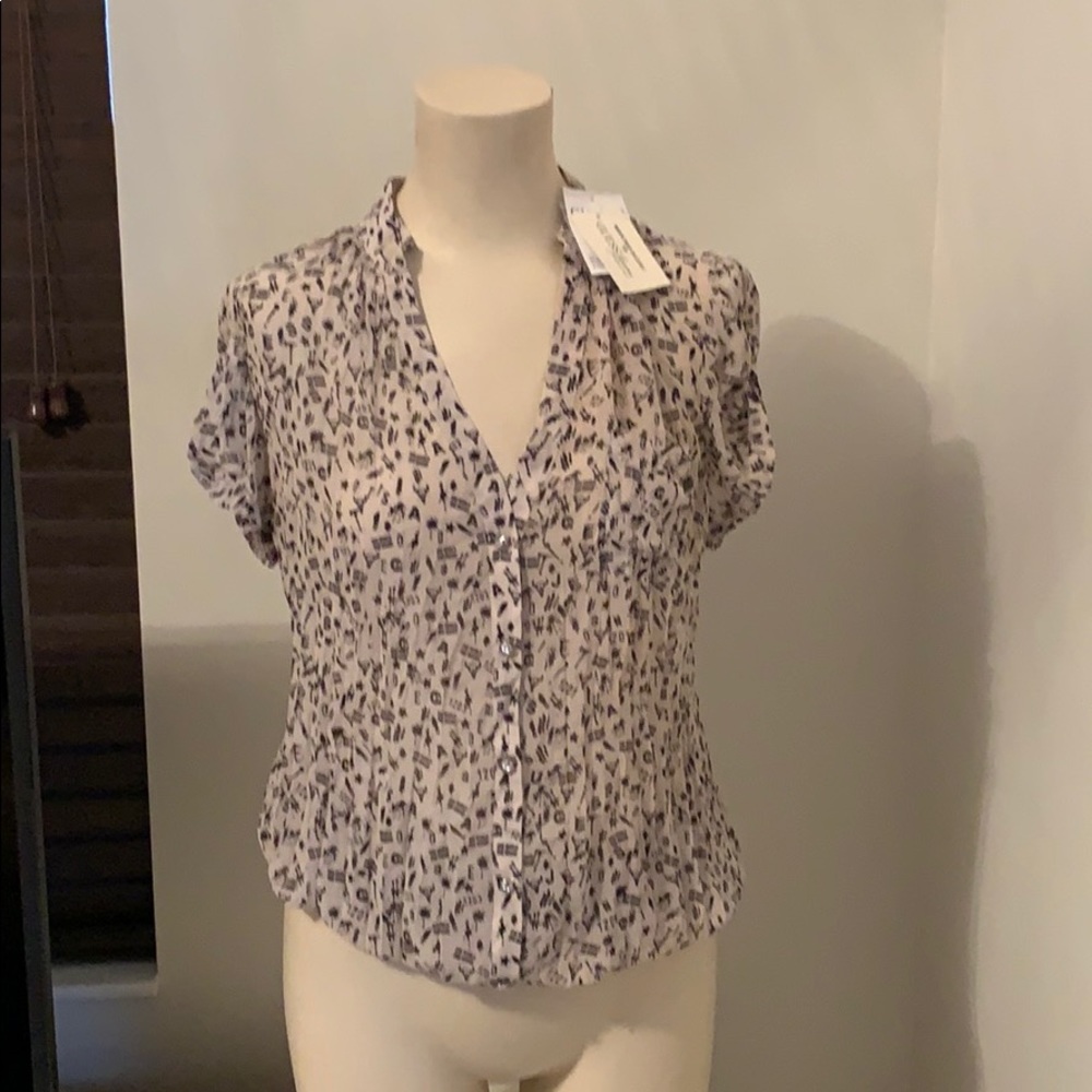 Short Sleeve Guess Top